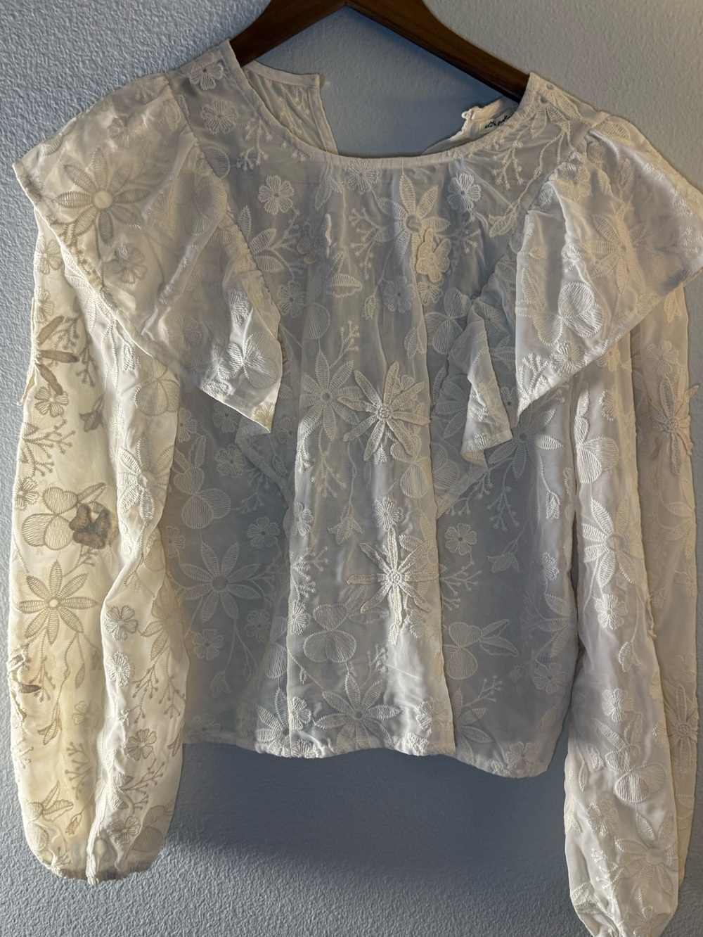 Ultra Pink Off White Floral Lace Ruffle Blouse